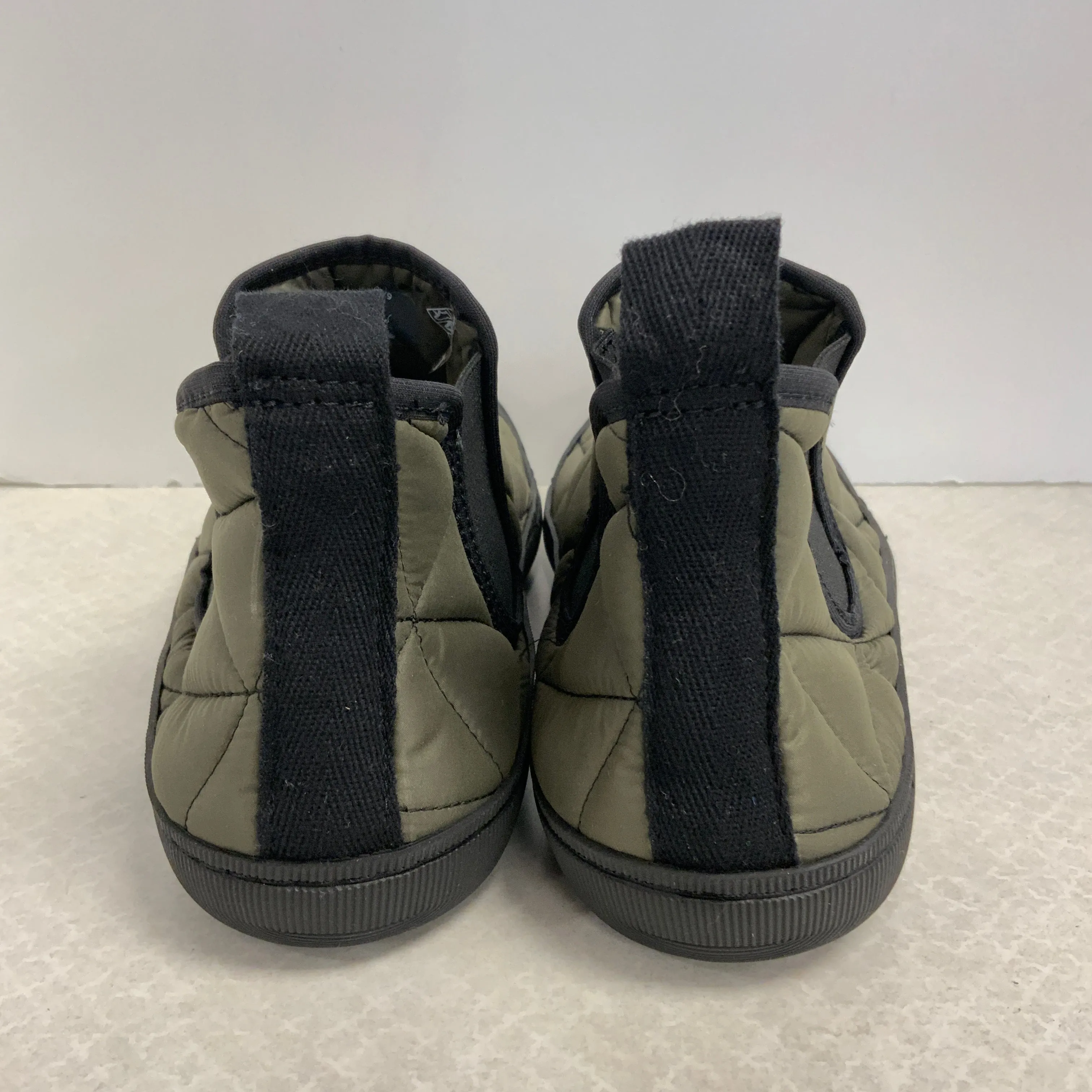 Shoes Flats By Cme In Green, Size: 7 Shoes With Flat Insoles