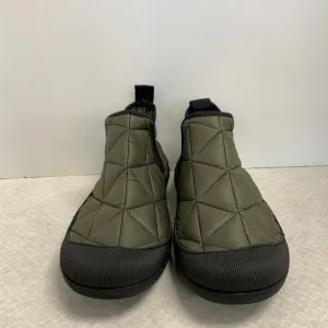 Flat Out Shoes Shoes Flats By Cme In Green, Size: 7