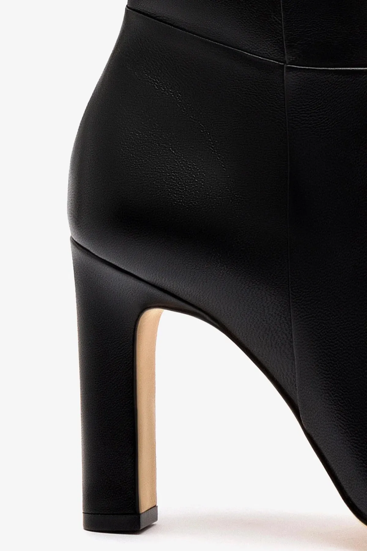 Cindy Hi Boot In Black Leather Work Boots Lace Up