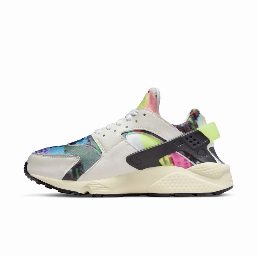 W Nike Air Huarache Pixel Game Nike Tiempo Soccer Indoor Shoes