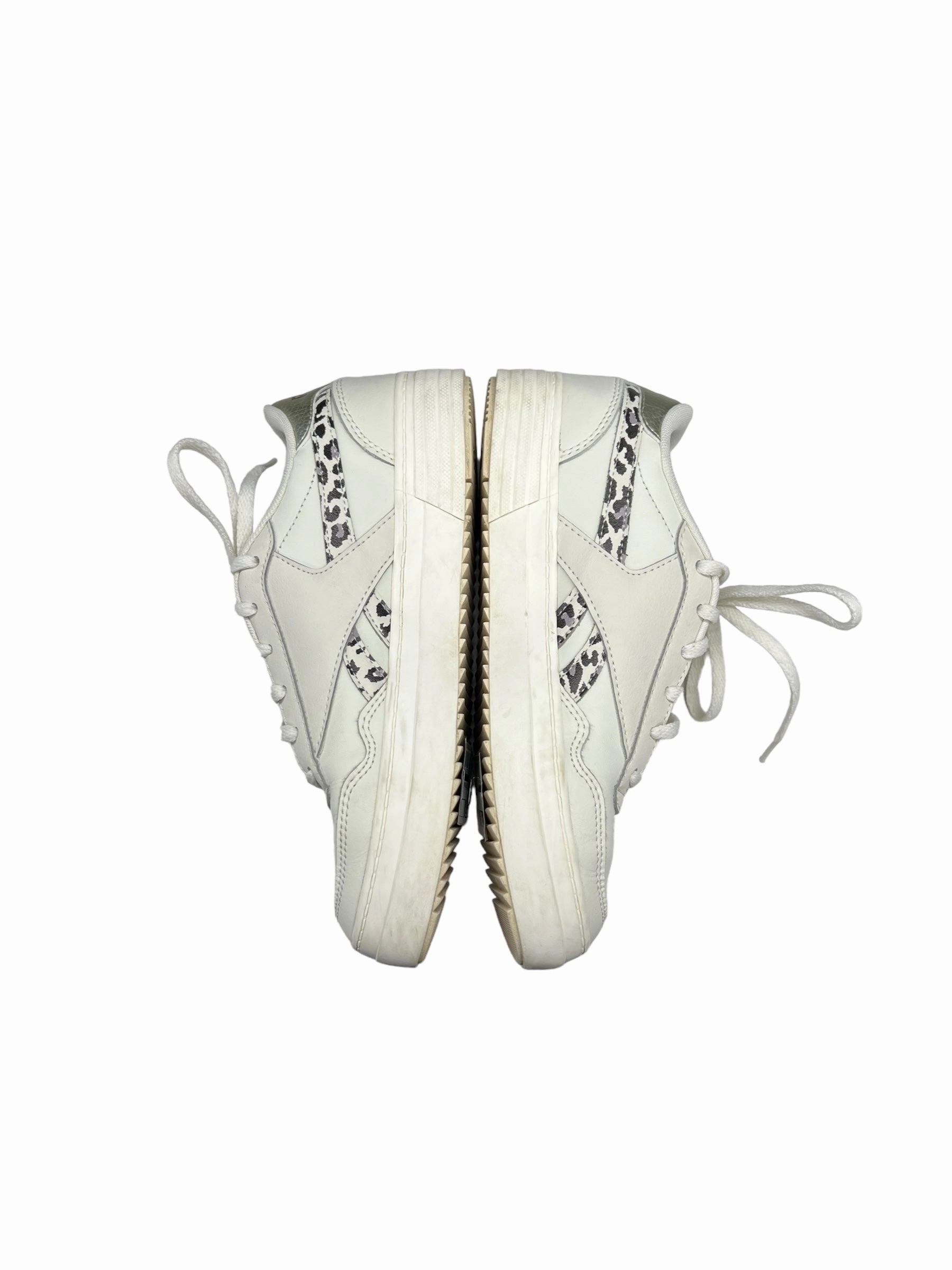 Big Kids' New Balance 9060 Casual Shoes White Shoes Athletic Reebok, Size 7