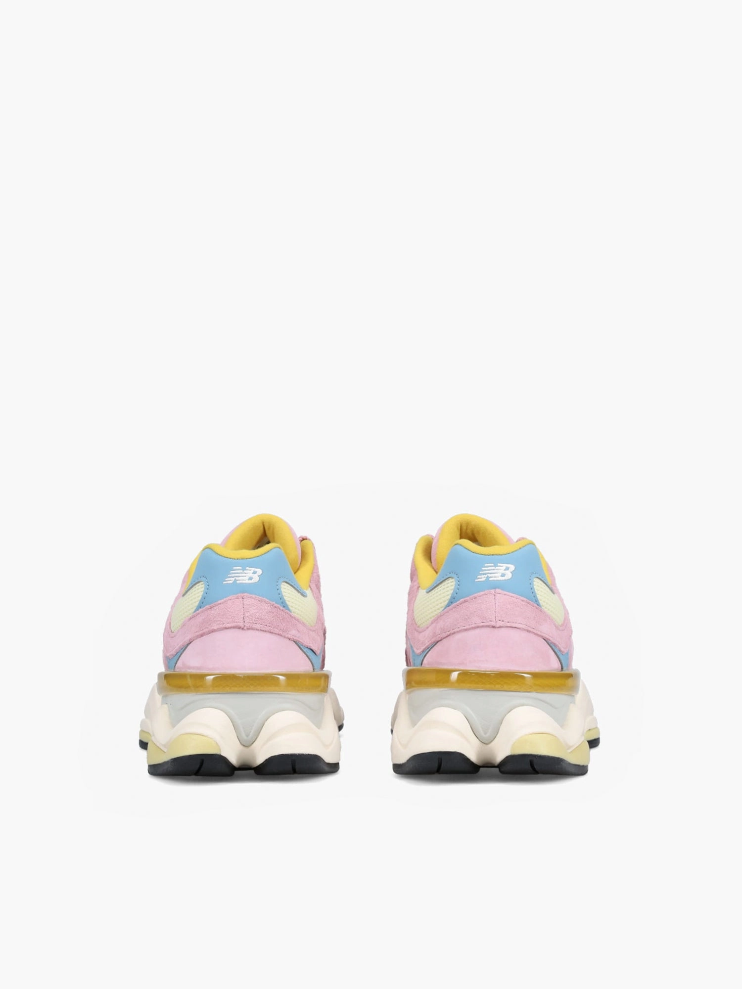 9060 Pink Tiffany Suede Earth Casual Shoes