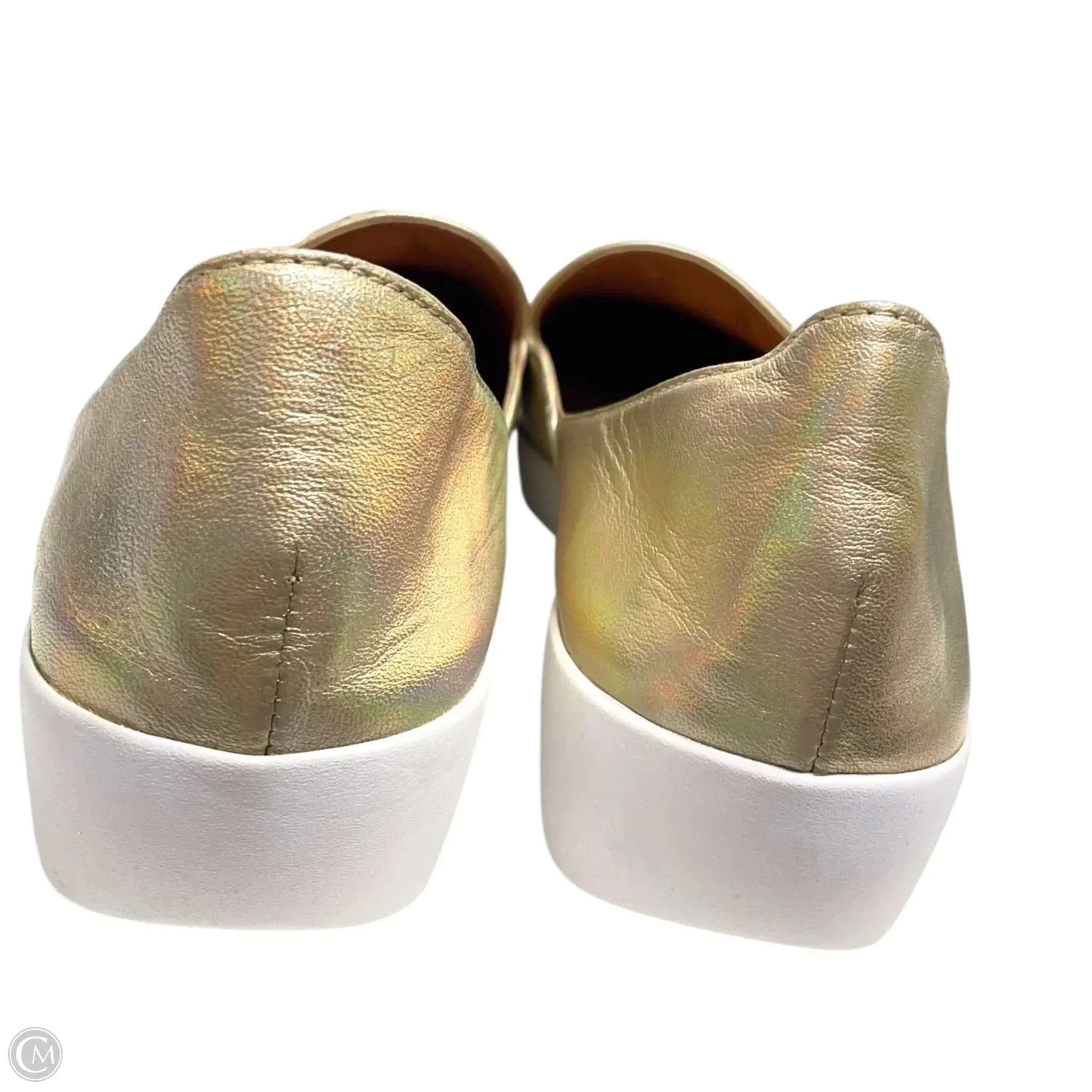 Best Lightweight Casual Shoes Shoes Flats By Fitflop In Gold, Size: 9