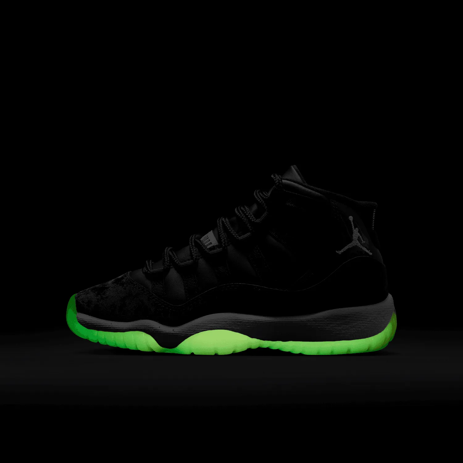 Flower Mountain Sneakers Kids Air Jordan 11 Retro 'Inner Beast'