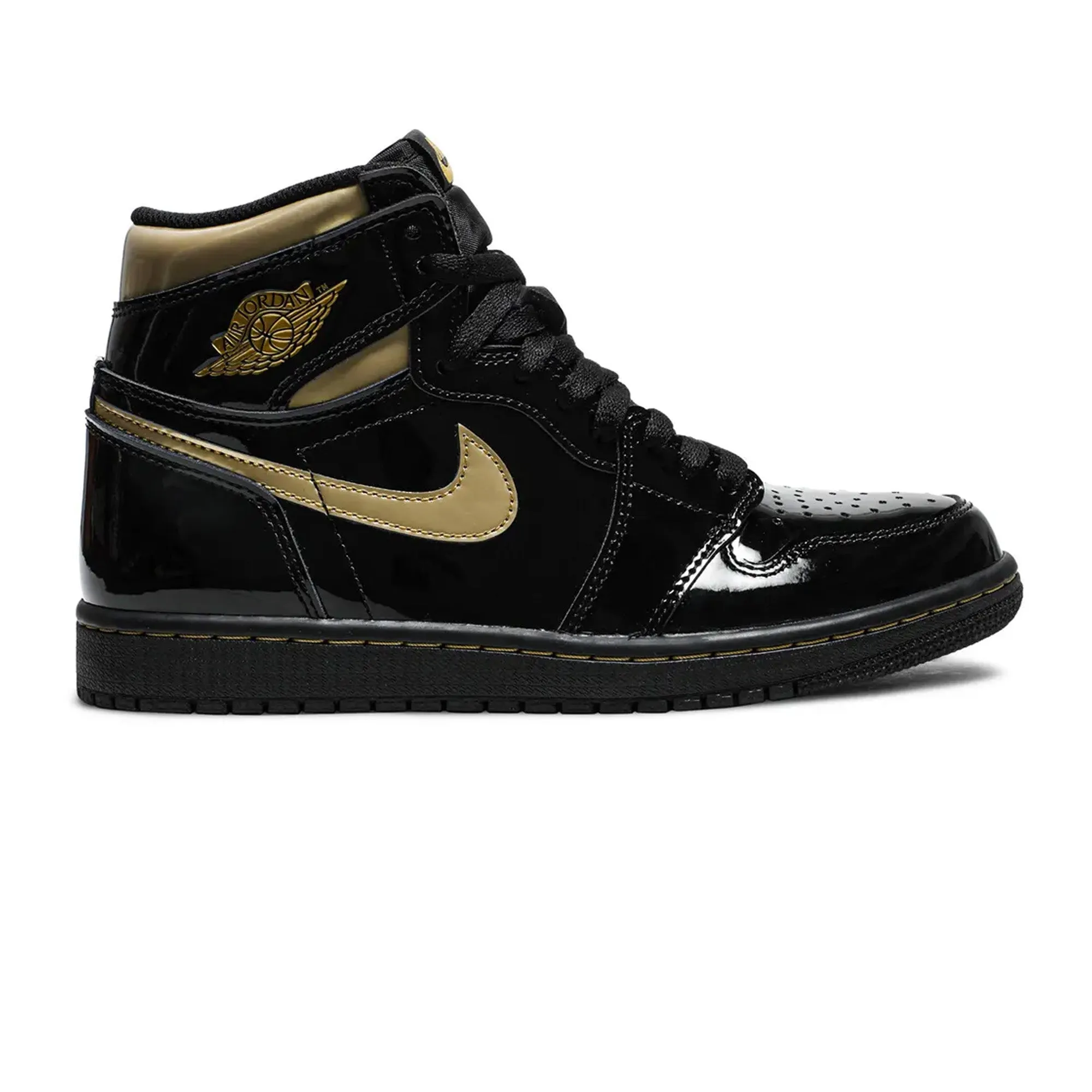 Gym And Casual Shoes Air Jordan 1 High 'Black Metallic Gold'