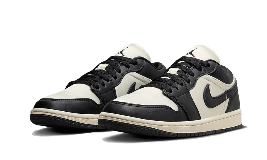 Air Jordan 1 Low SE Vintage Panda Rag Bone Sneakers