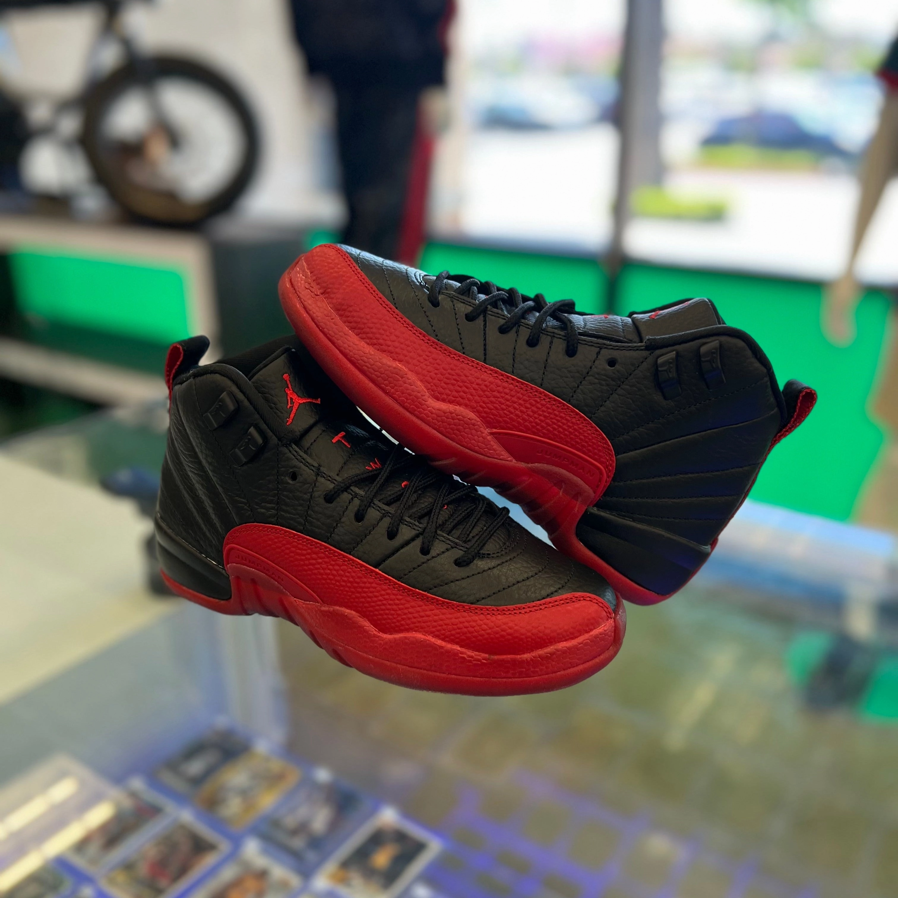 Vintage Shoes Sneakers Air Jordan 12 Retro "Flu Games" GS