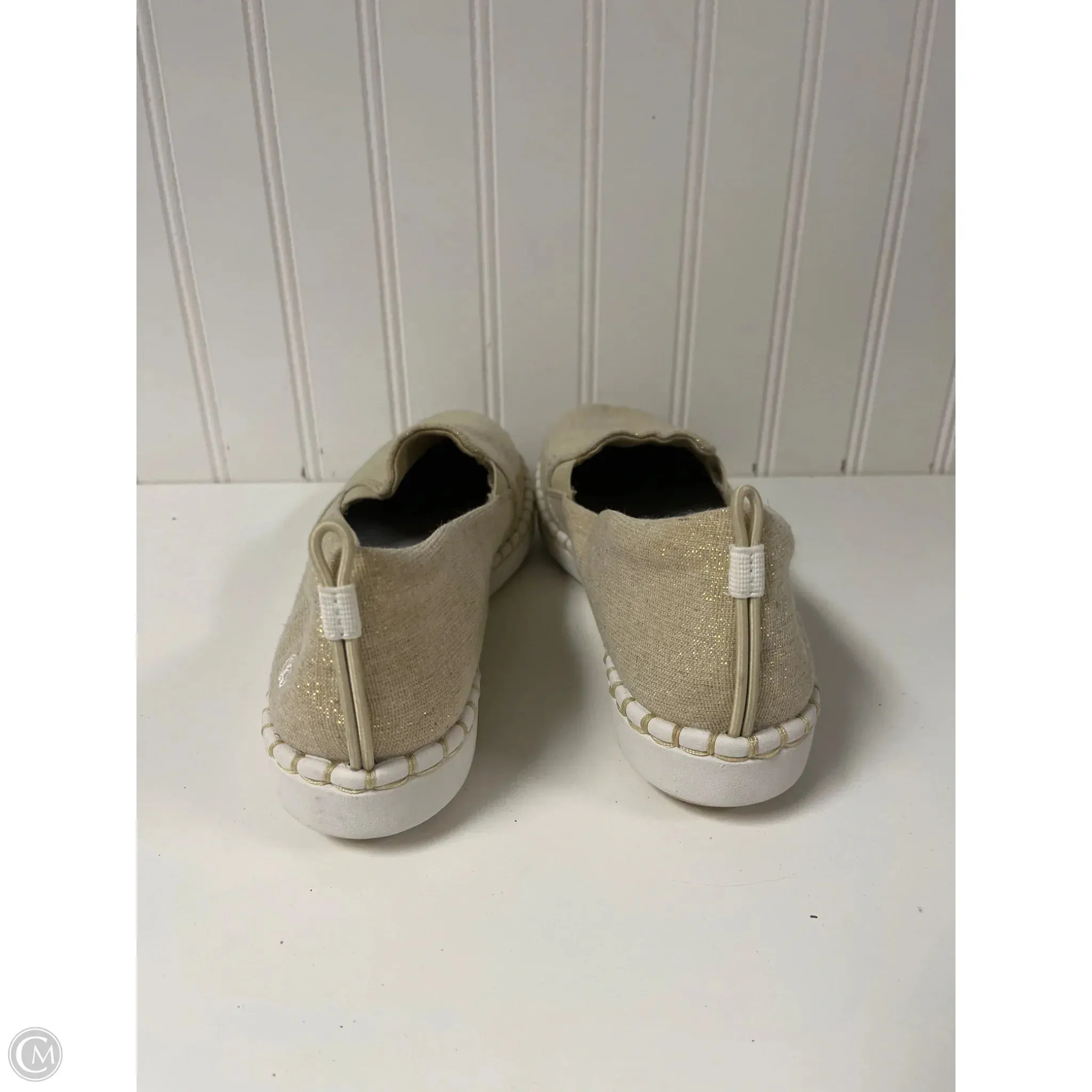 Shoes Flats By Clarks In Gold, Size: 7.5 Best Casual Basketball Shoes