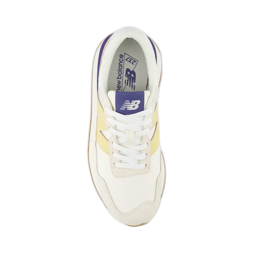 New Balance - 530 Sneaker New Balance Women's 237 Sneaker in Sea Salt with Hay