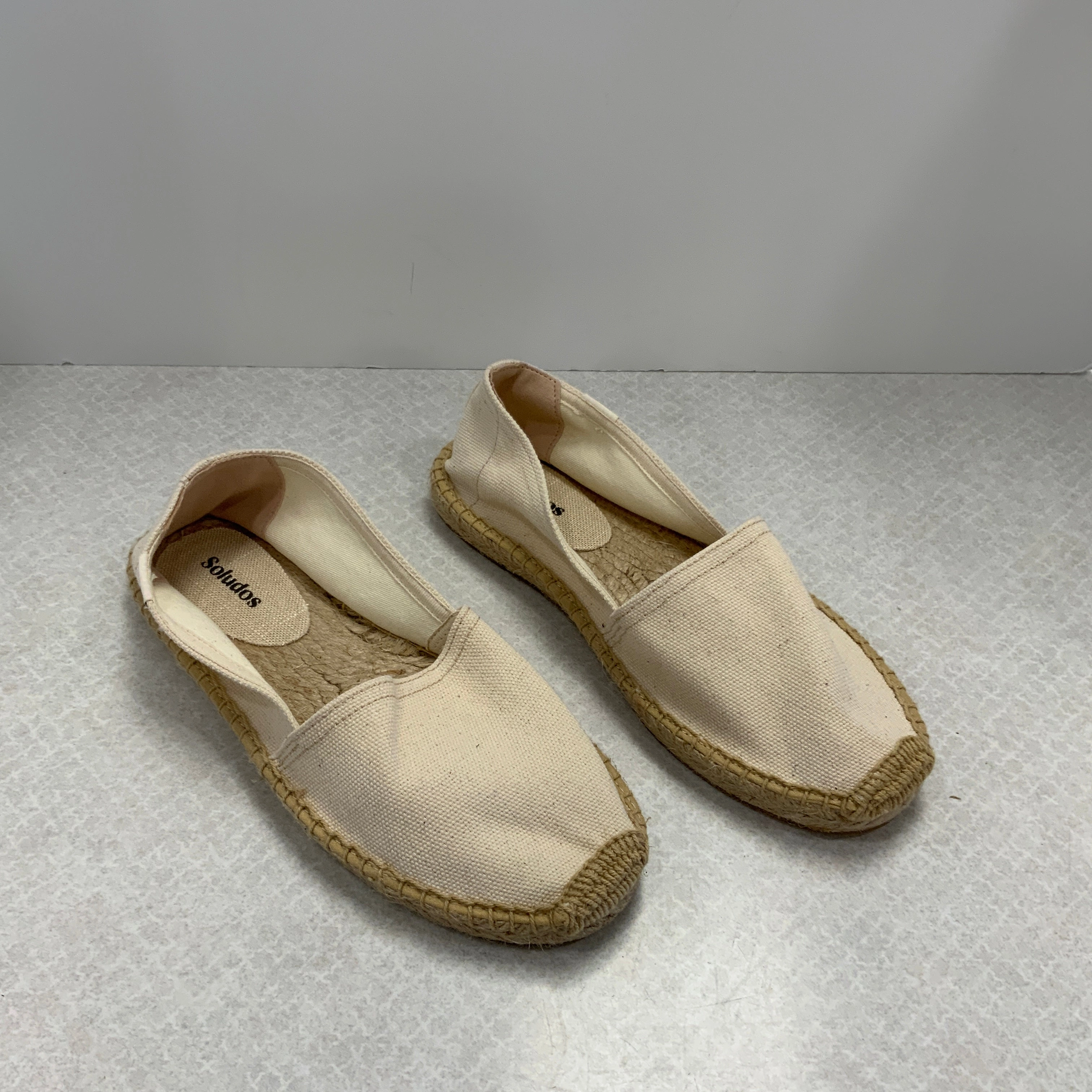 Good Pointe Shoes For Feet Cream Shoes Flats Soludos, Size 7