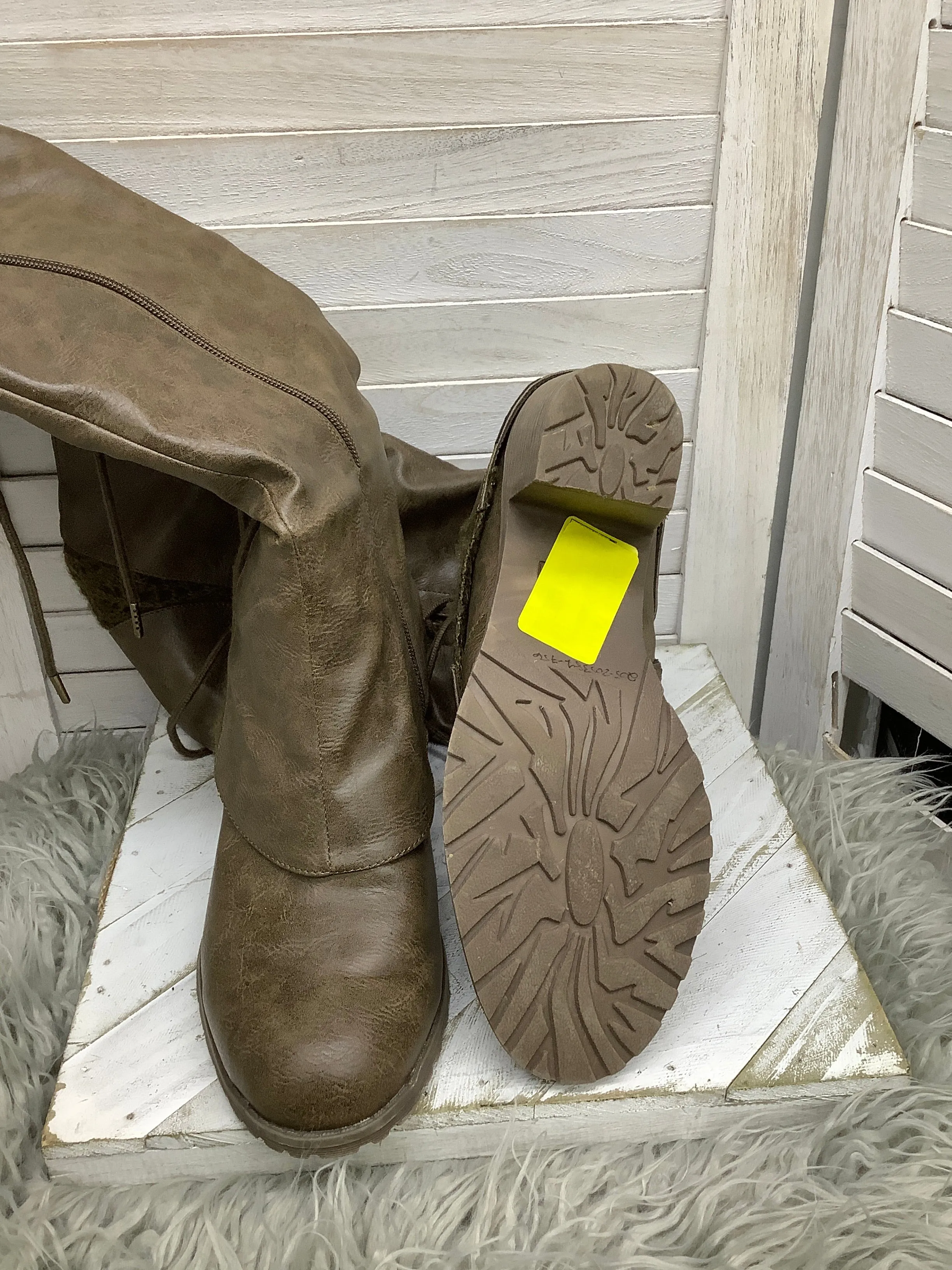 Boots Wide Width Calf Boots Knee Heels By Clothes Mentor  Size: 11