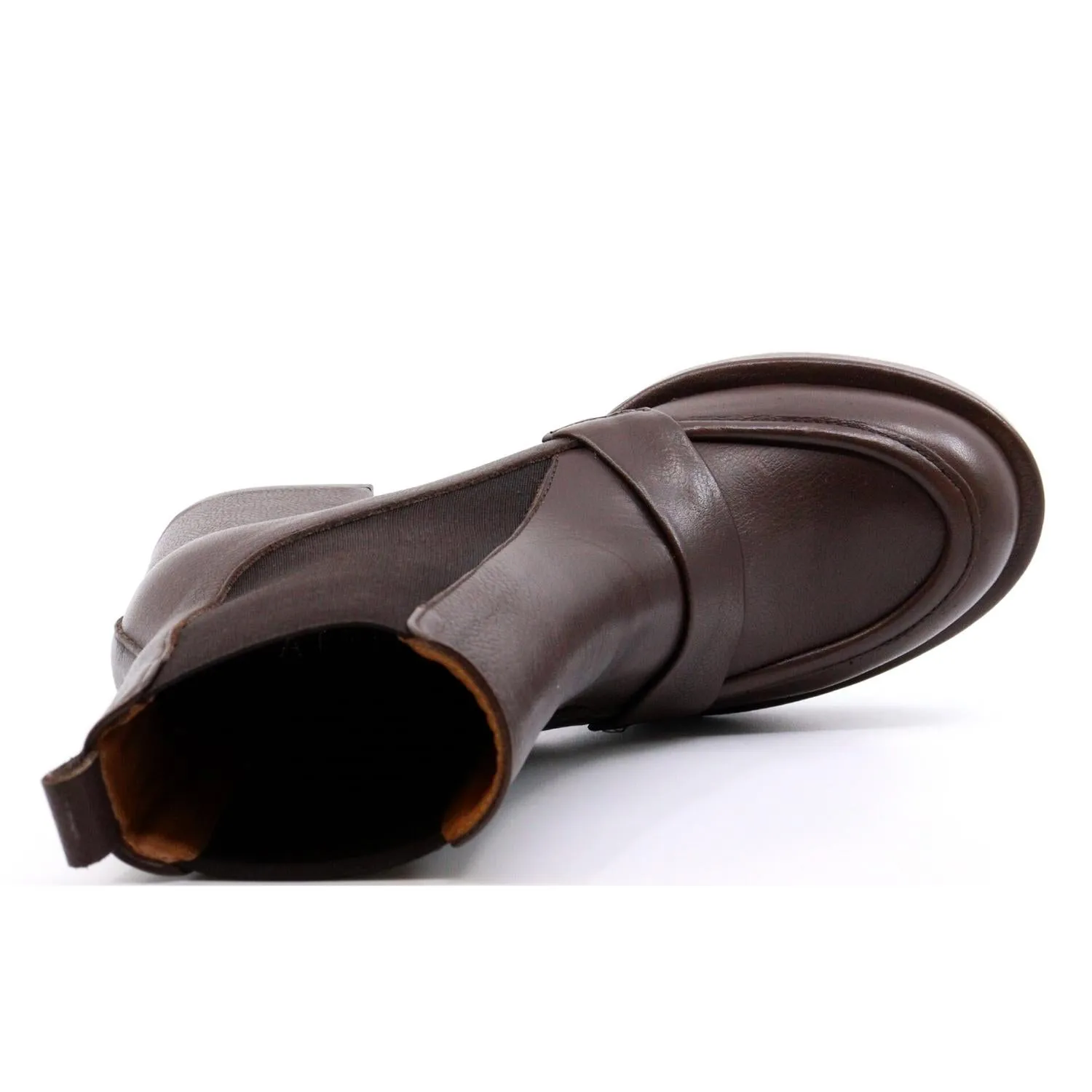 Dalton Heeled Boot In Brown Boots For Thicker Calves