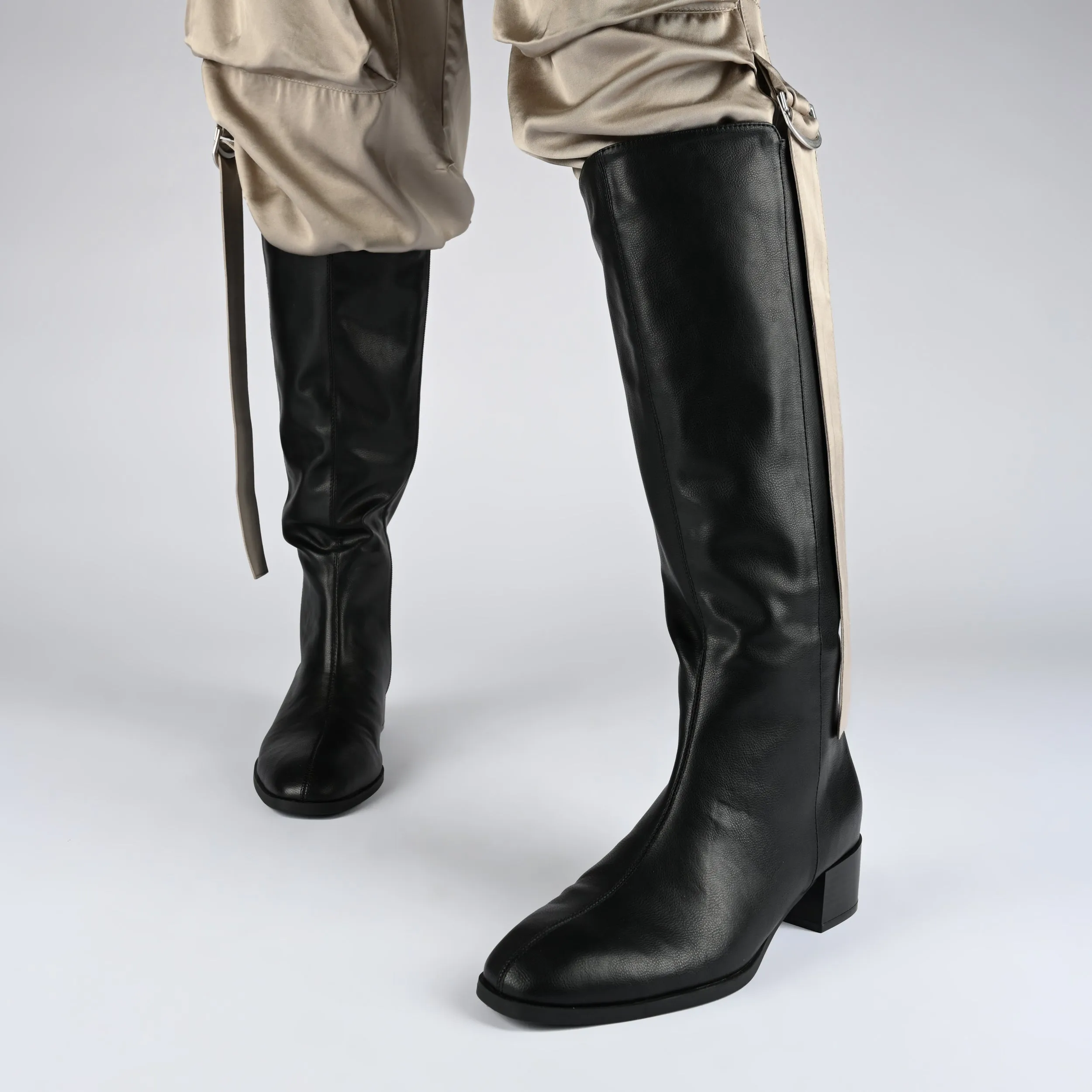 DEVRI KNEE HIGH BOOTS IN EXTRA WIDE CALF Ice Climbing Boots