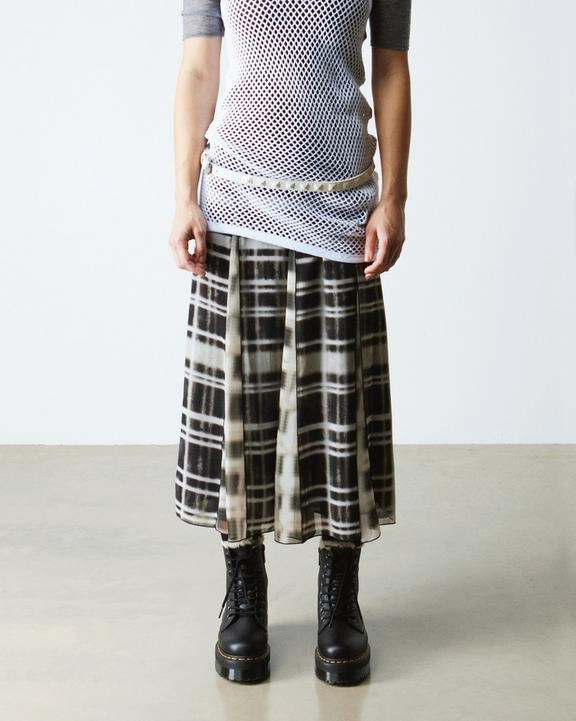 Chelsea Boots Near Me Dr. Martens Jadon Boot Leather Faux Fur Lined Platforms Black - Womens