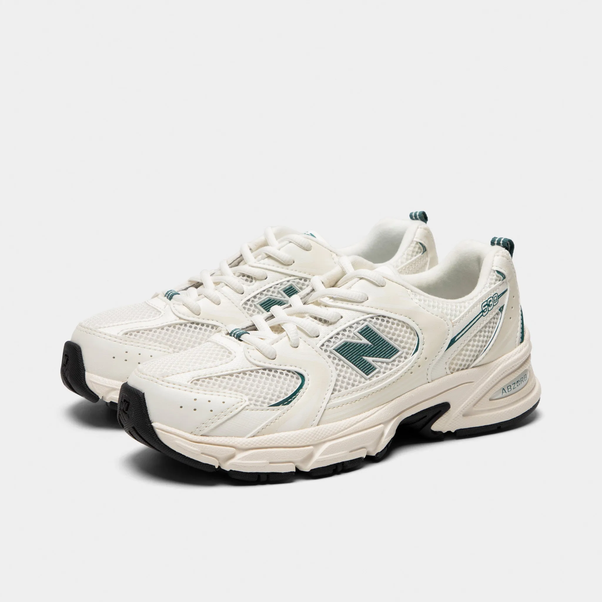 New Balance Juniors' 530 Sea Salt / New Spruce New Balance 9060 Mushroom Timberwolf