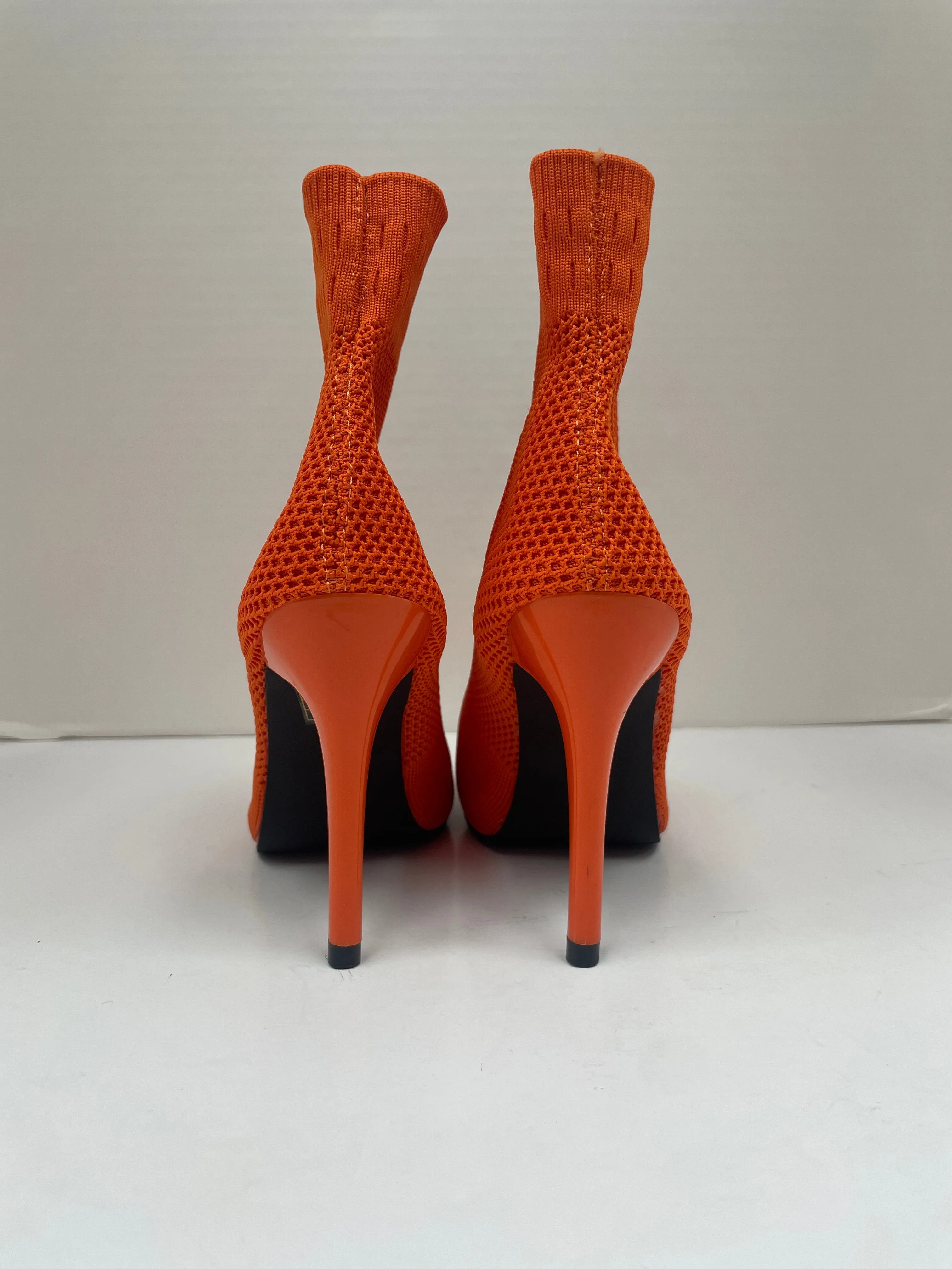 Boots Ankle Heels By Cmf  Size: 6.5 Wide Snow Boots