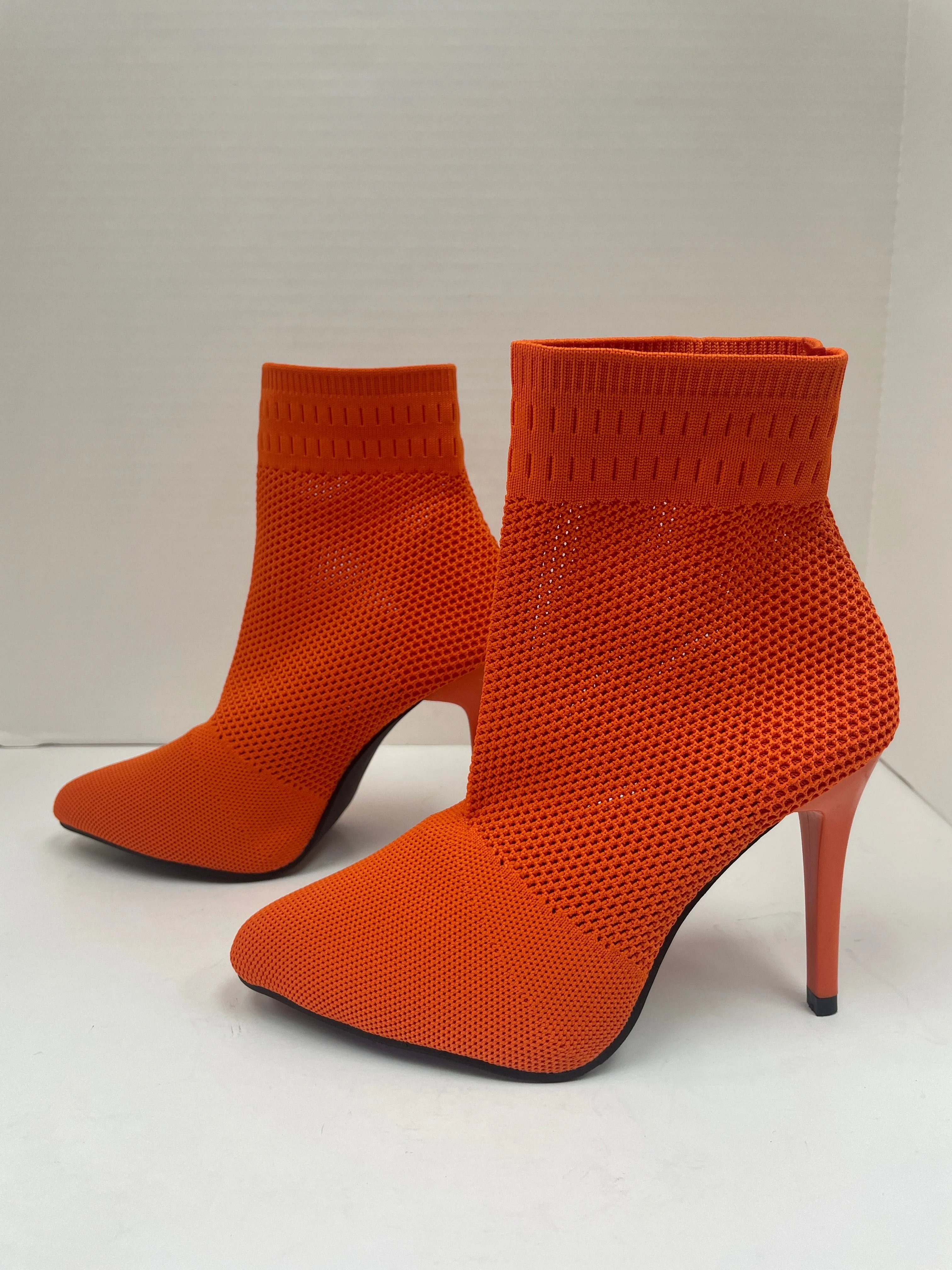 Boots Ankle Heels By Cmf  Size: 6.5 Duck Boots For Women