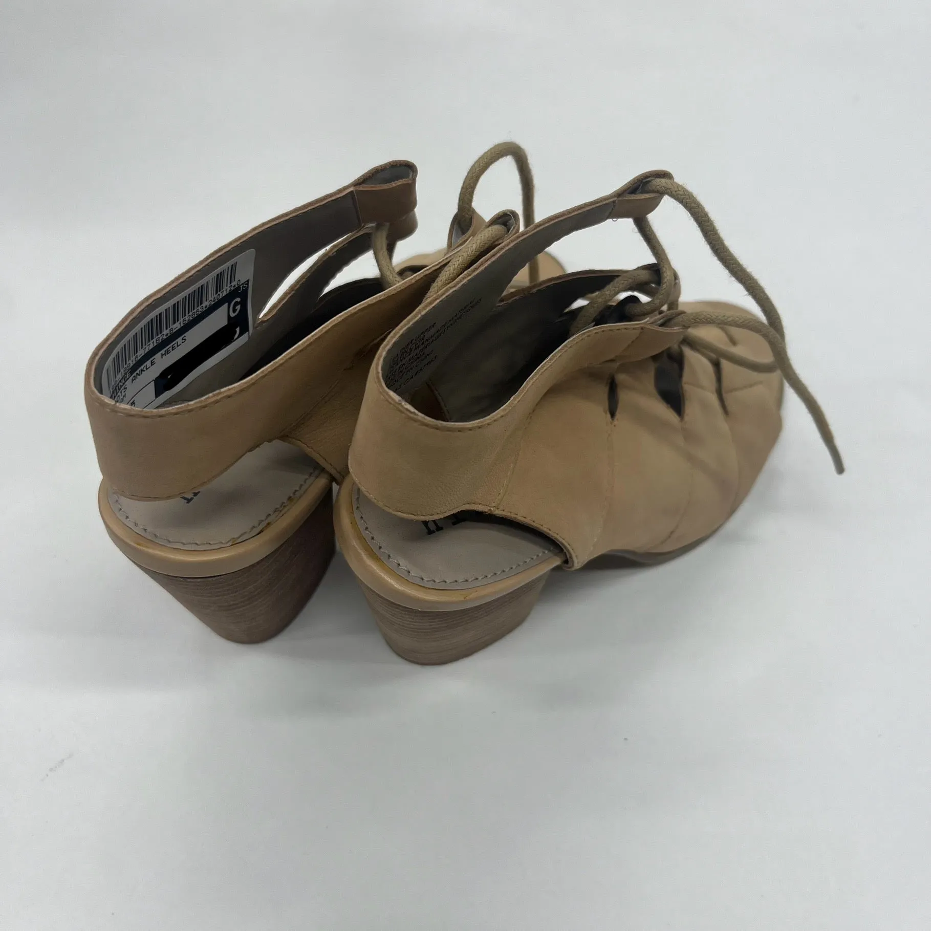 Low Heel Western Boots Cream Boots Ankle Heels Hinge, Size 6.5