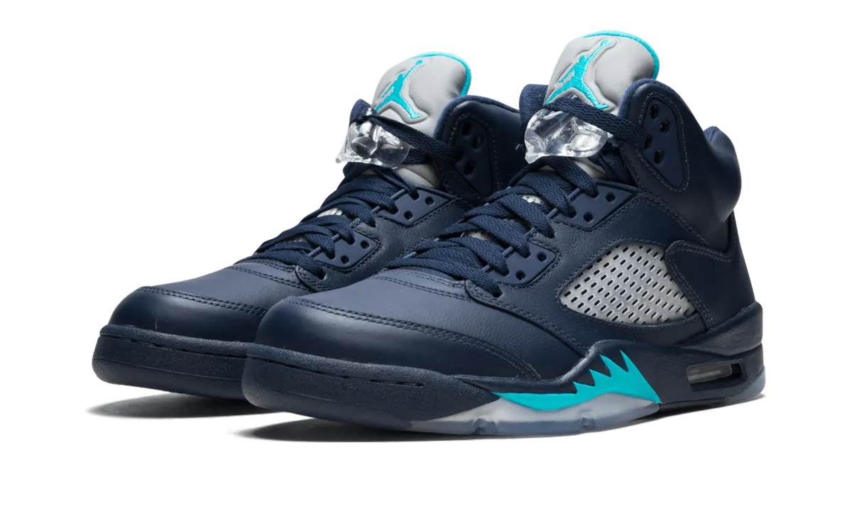 Sneakers On Telephone Wires Air Jordan 5 Retro "Hornets"