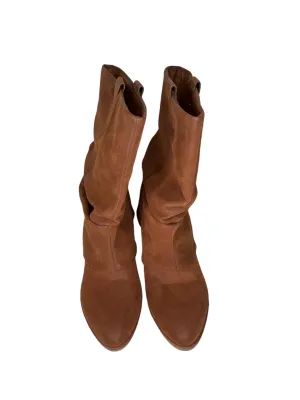 Roughout Boots Boots Ankle Heels By Mia In Brown, Size: 10