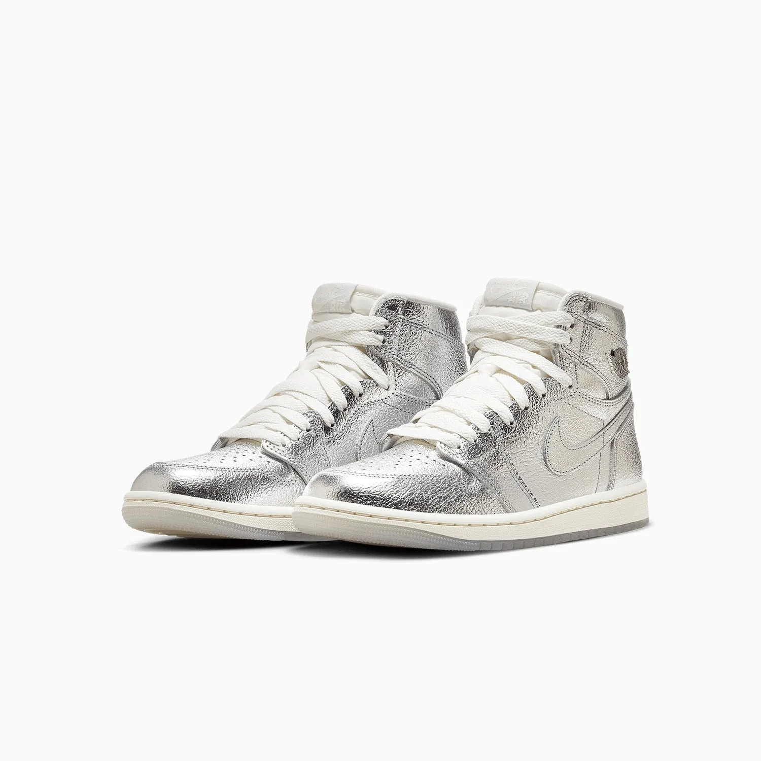 Best Barefoot Sneakers Women's Air Jordan 1 Retro OG "Chrome"