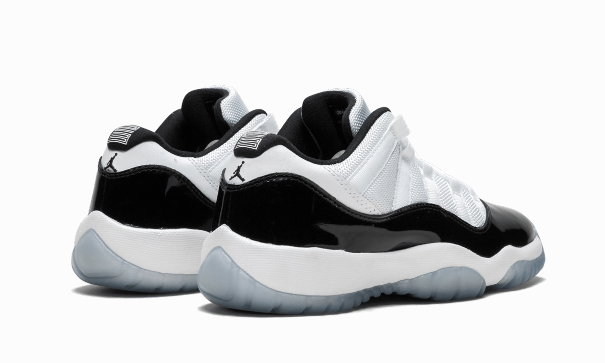 Rocker Sneakers Air Jordan 11 Retro Low GS "Concord"