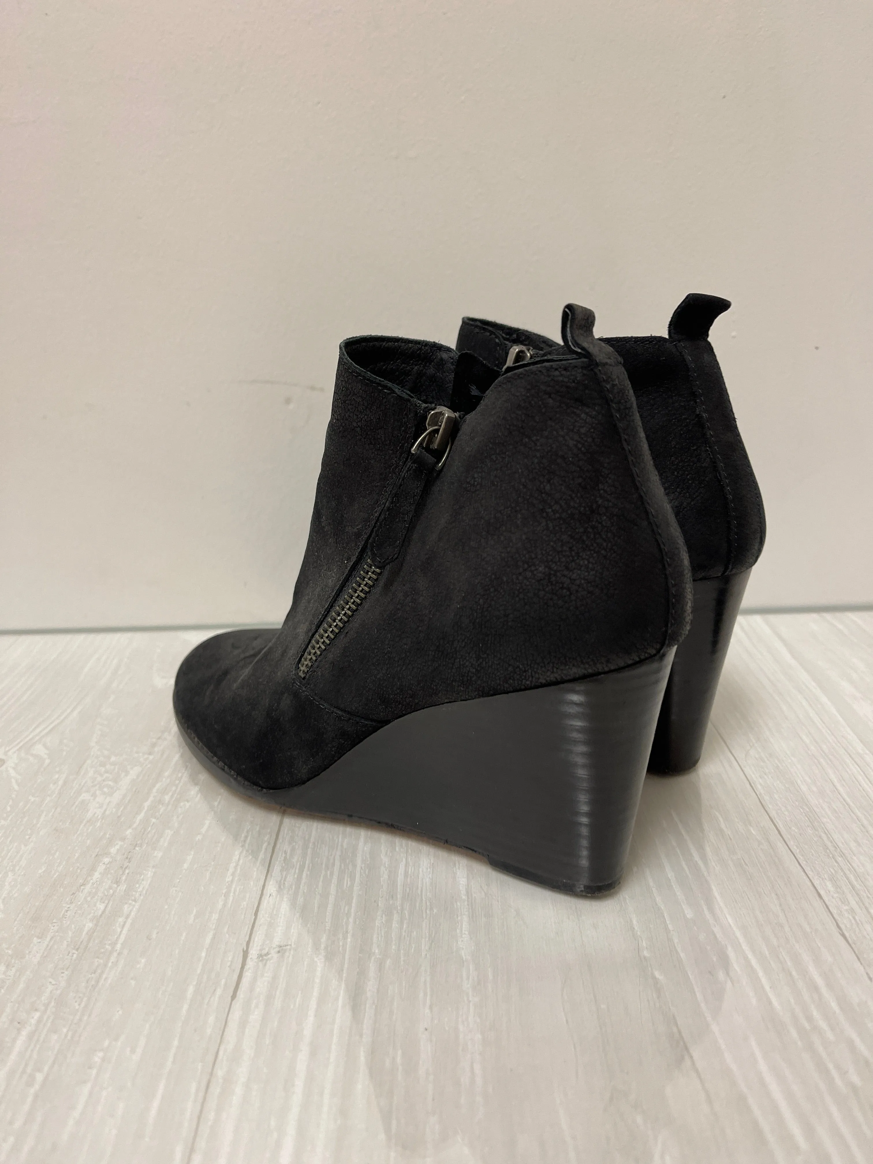 Brown Chukka Boots Boots Ankle Heels By Caslon In Black, Size: 8