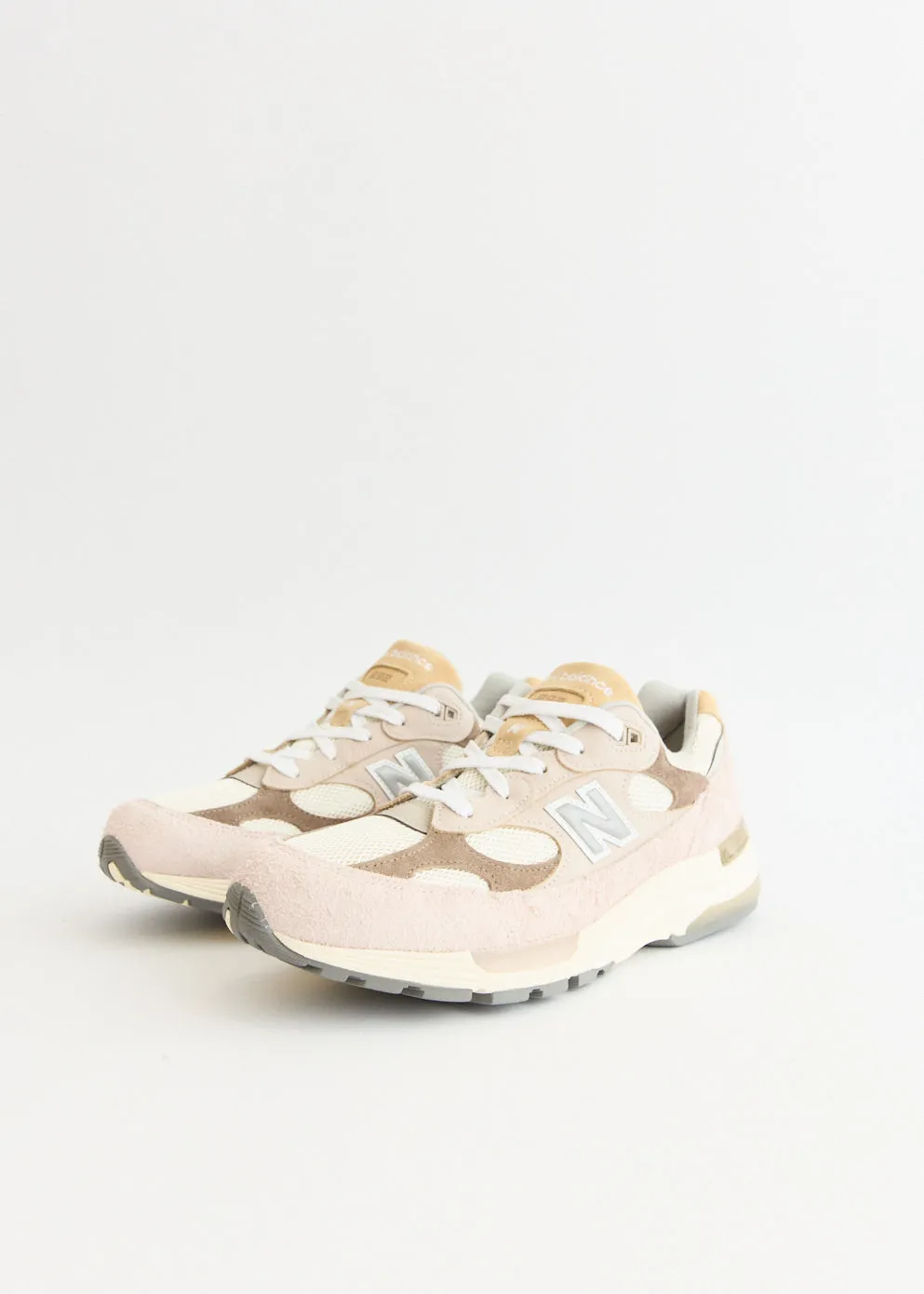 MADE in USA 992 'Moonrock Mushroom' Sneakers New Balance Collabs 2025