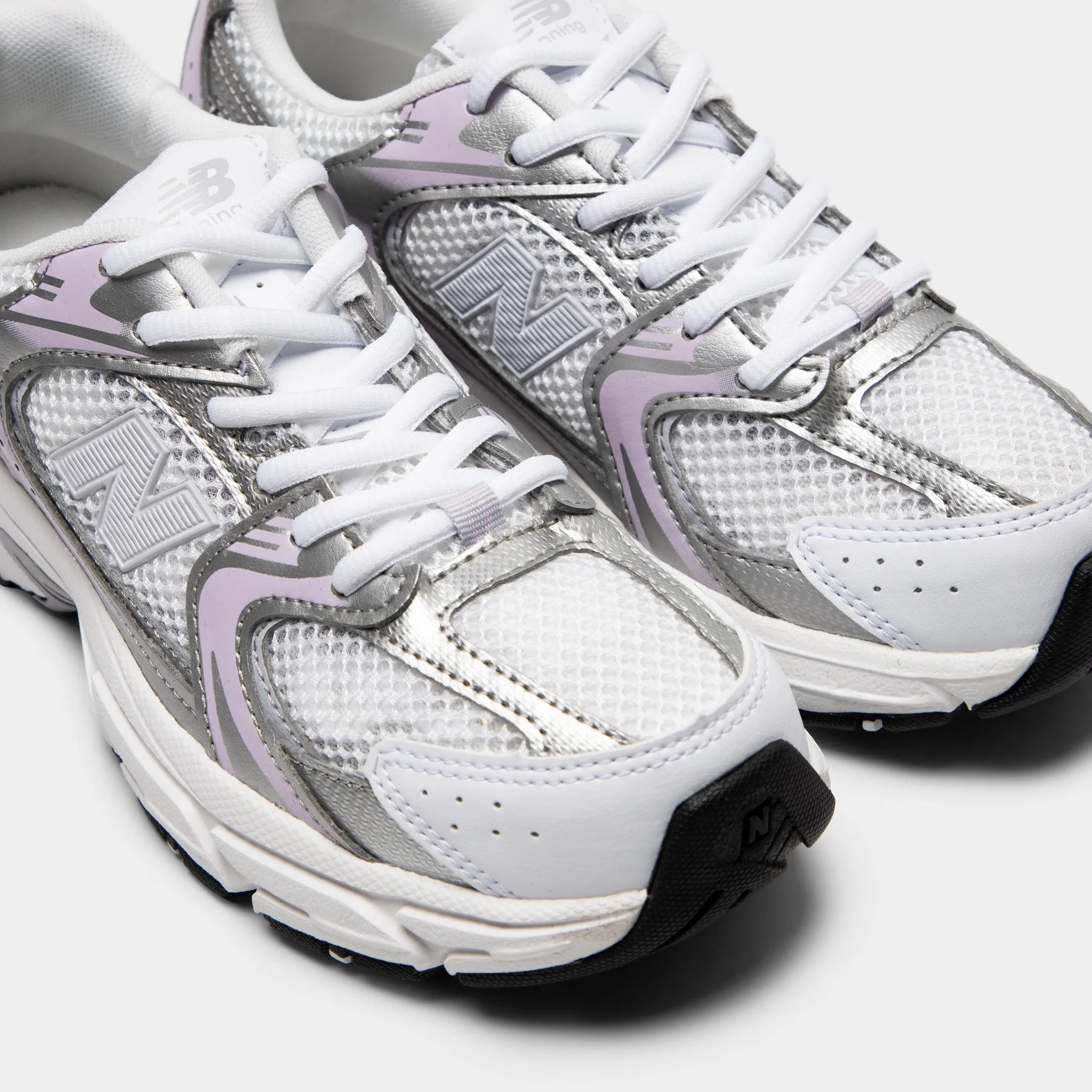 New Balance 991 Grey New Balance Juniors' 530 Violet / White