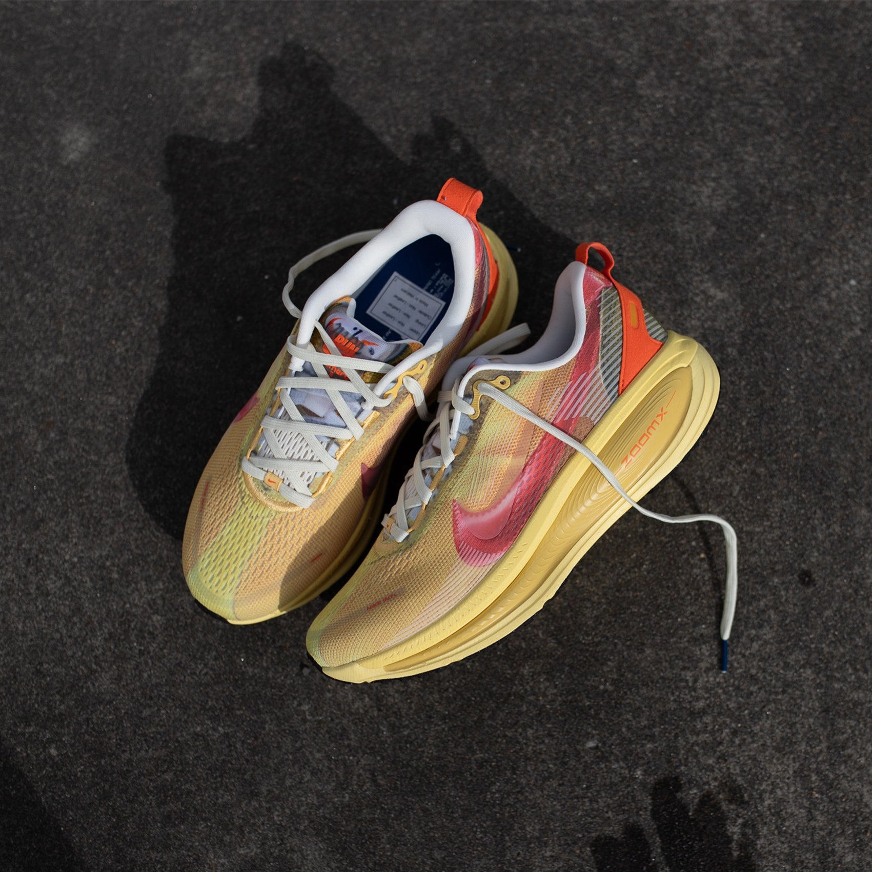 Awesome Nike Basketball Shoes Mens Nike Vomero 18 SE