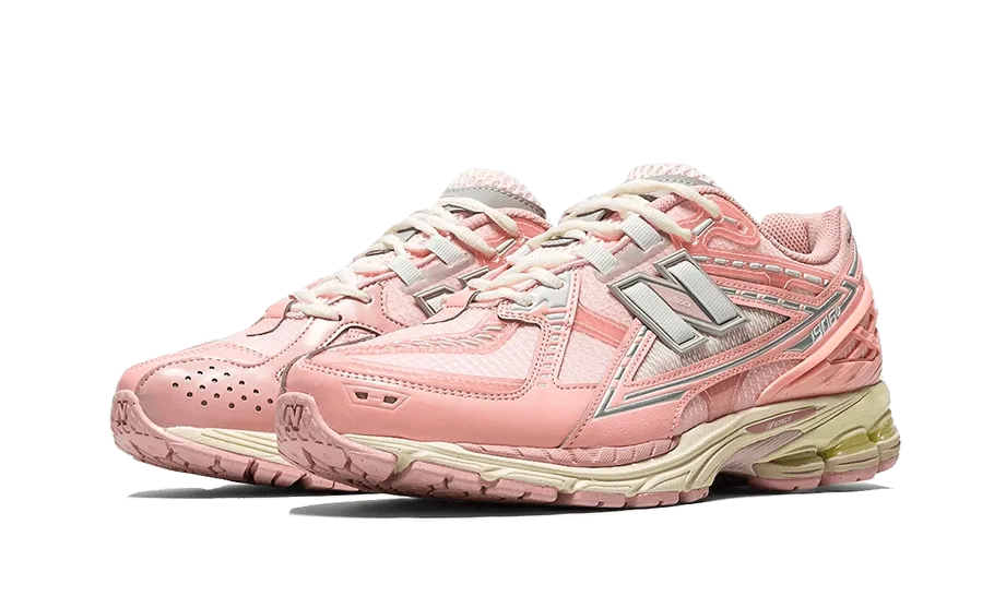 New Balance Go60 Black Cat New Balance 1906U Lunar New Year Pink