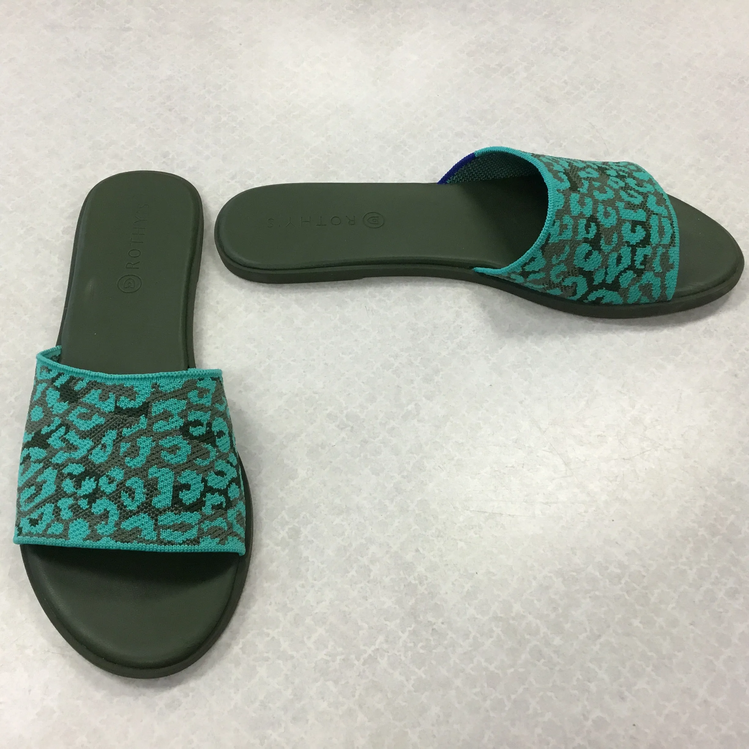 Five Ten Flat Pedal Shoes Shoes Flats By Rothys In Green, Size: 10