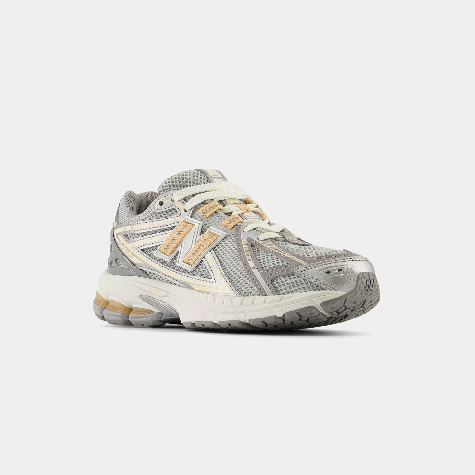 New Balance 327 Women's Sale (RTV) New Balance GS 1906 - Silver Metallic / Peach
