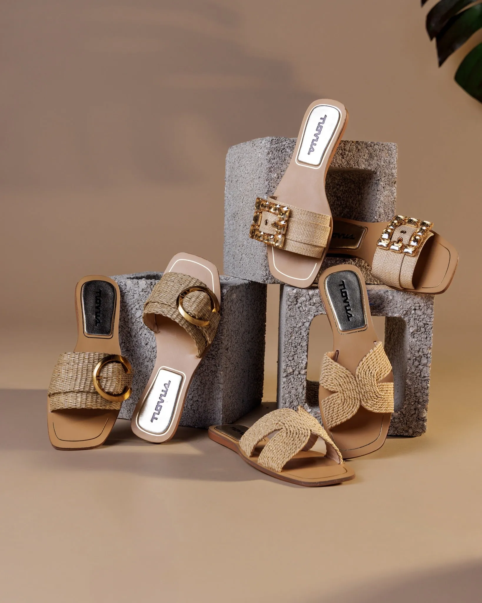 Chloe Gold Raffia Casual Shoes Daily Use