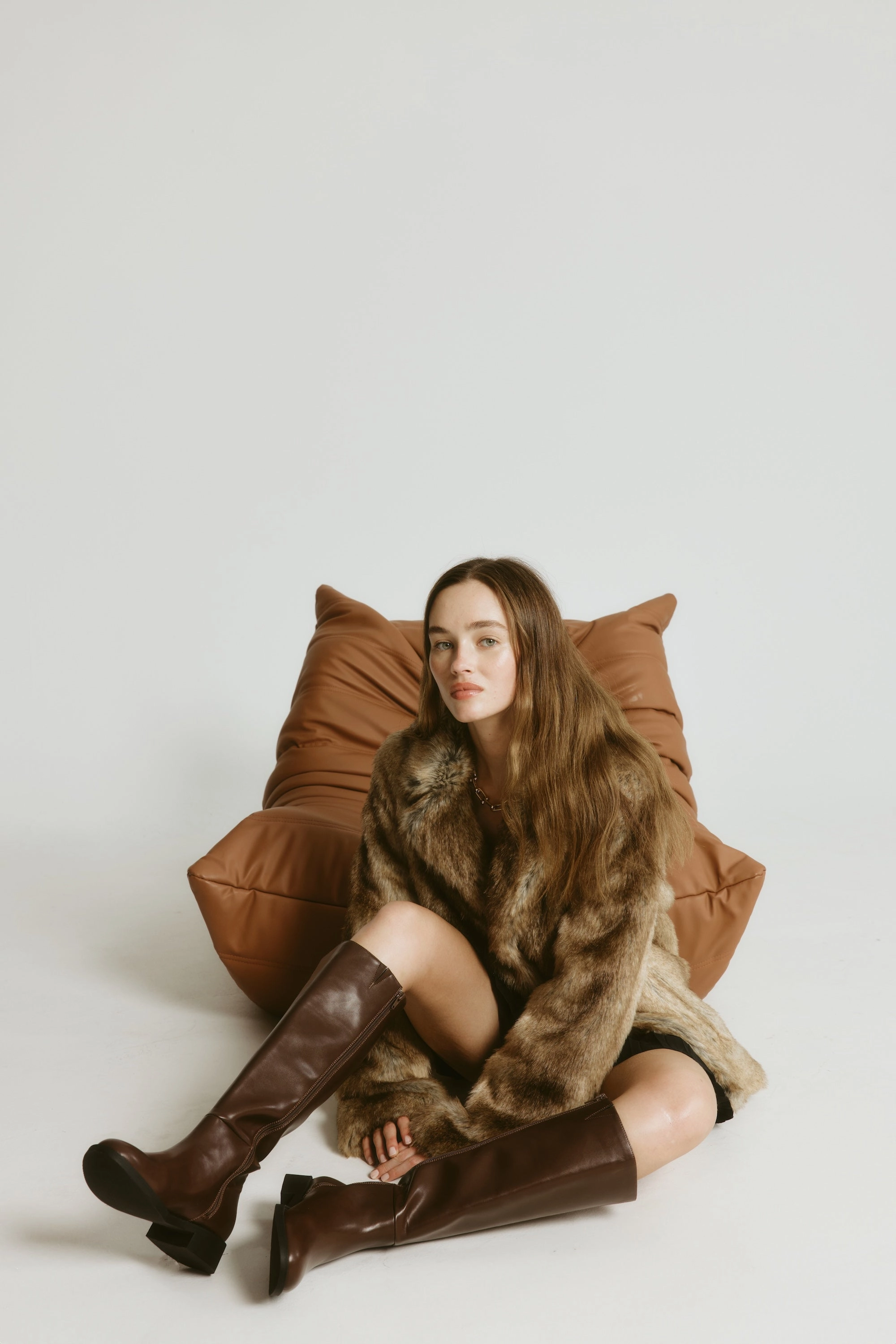 Snowboard Boots Gabe Flat Knee High Boots - Chocolate Brown