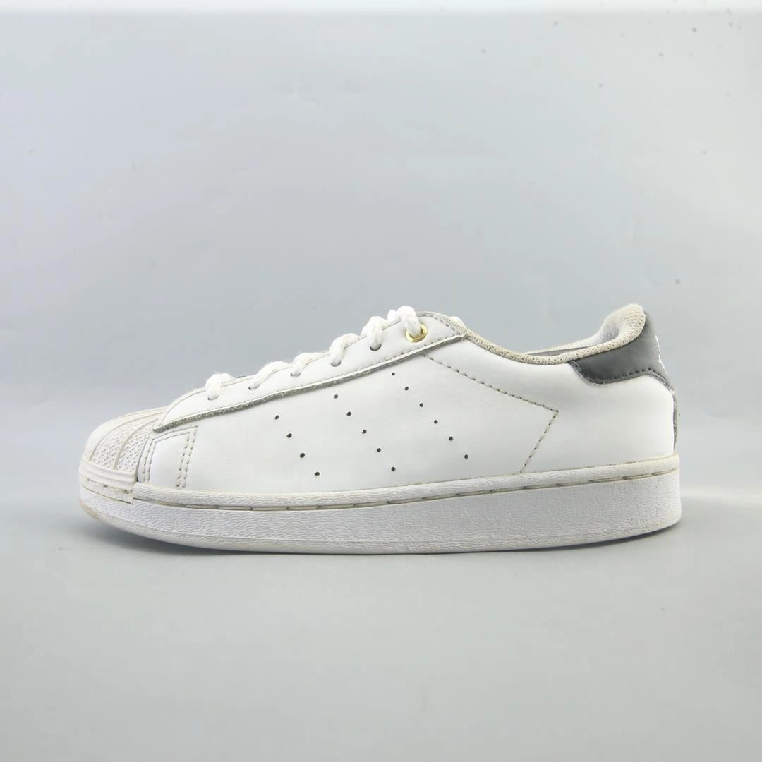 ADIDAS STAN SMITH VS SUPERSTAR Adidas Shoes 8 Size