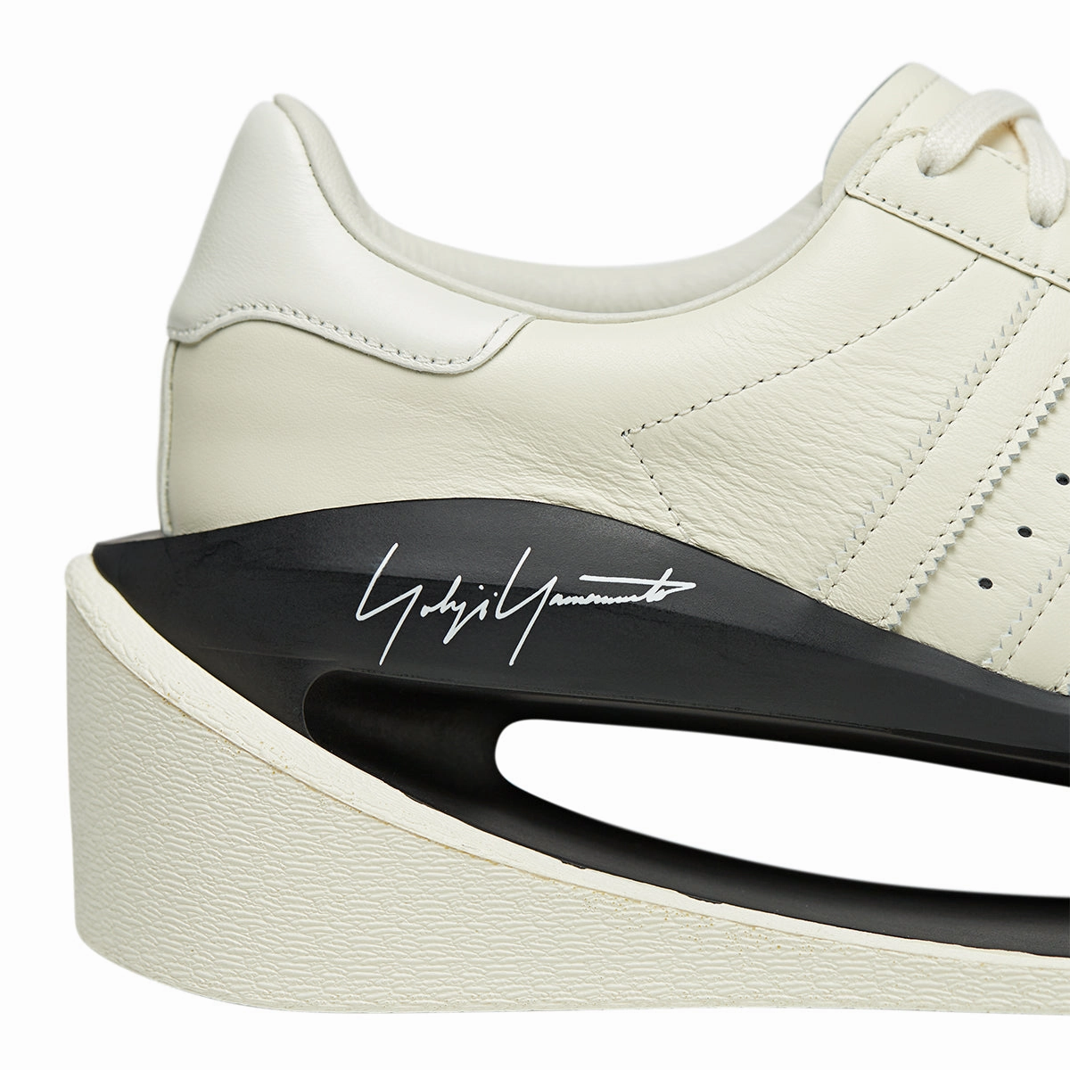 Adidas Washington Huskies Shoes Gendo Superstar 'Cream White'