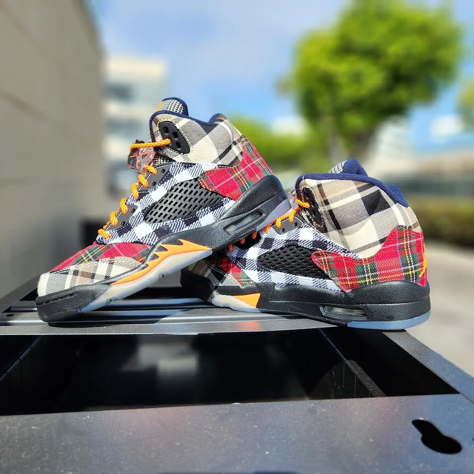 Keen Jasper Zionic Sneakers Air Jordan 5 Retro SE GS 'Plaid'