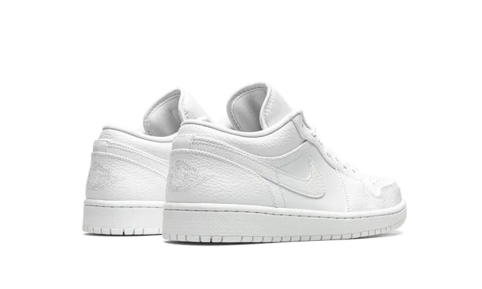 Sneakers Robert Redford Air Jordan 1 Low Triple White