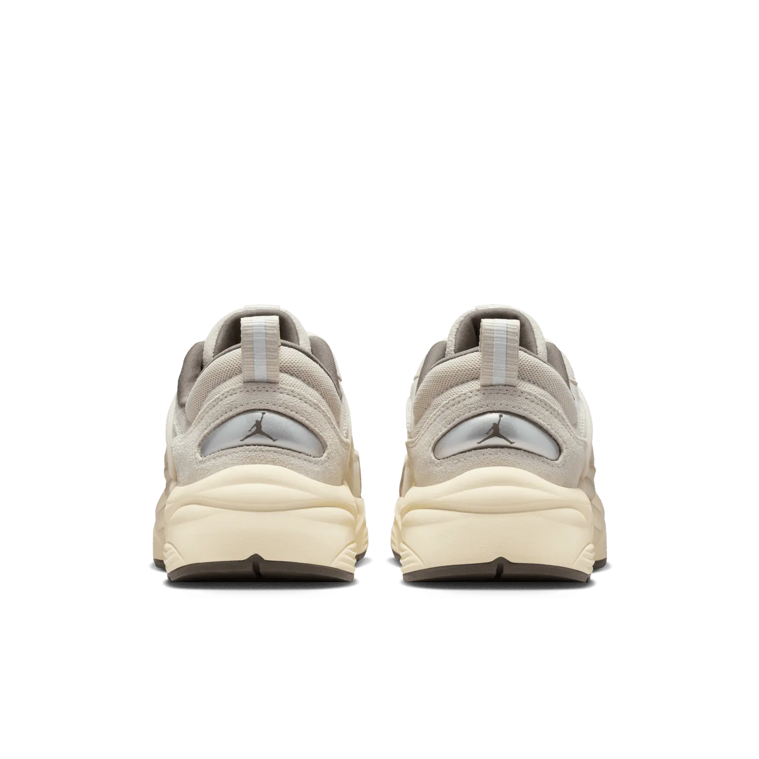 N Sneakers Air Jordan Trunner 'Light Orewood Brown'