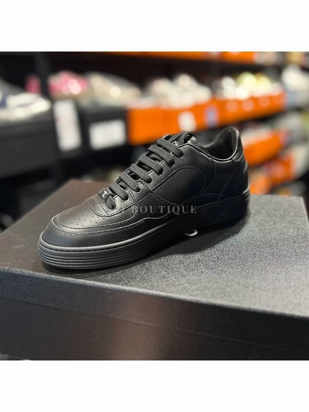 Wholesale Sneakers CC Logo Calfskin Low Top Sneakers Black Chanel