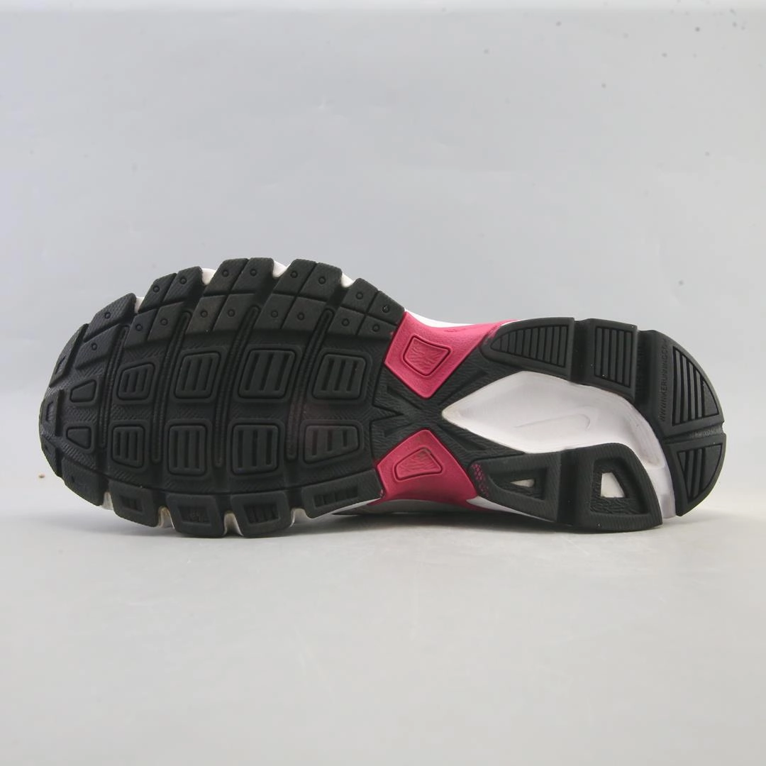 Nike Lebron Shoes NIKE INITIATOR