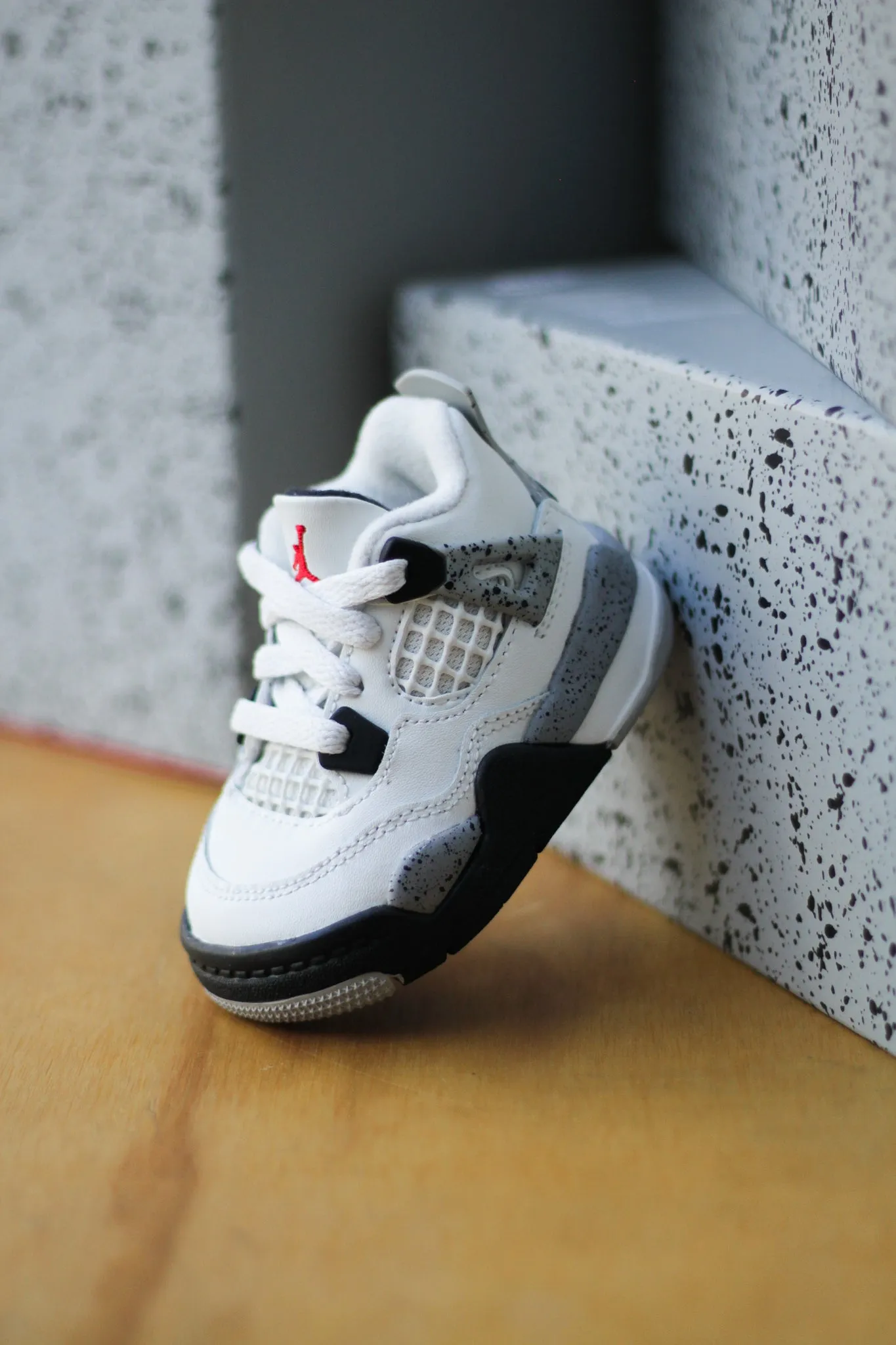 Mauri Shoes Sneakers JORDAN 4 RETRO (TD) "SUMMIT WHITE/FIRE RED-CEMENT GREY-BLACK"