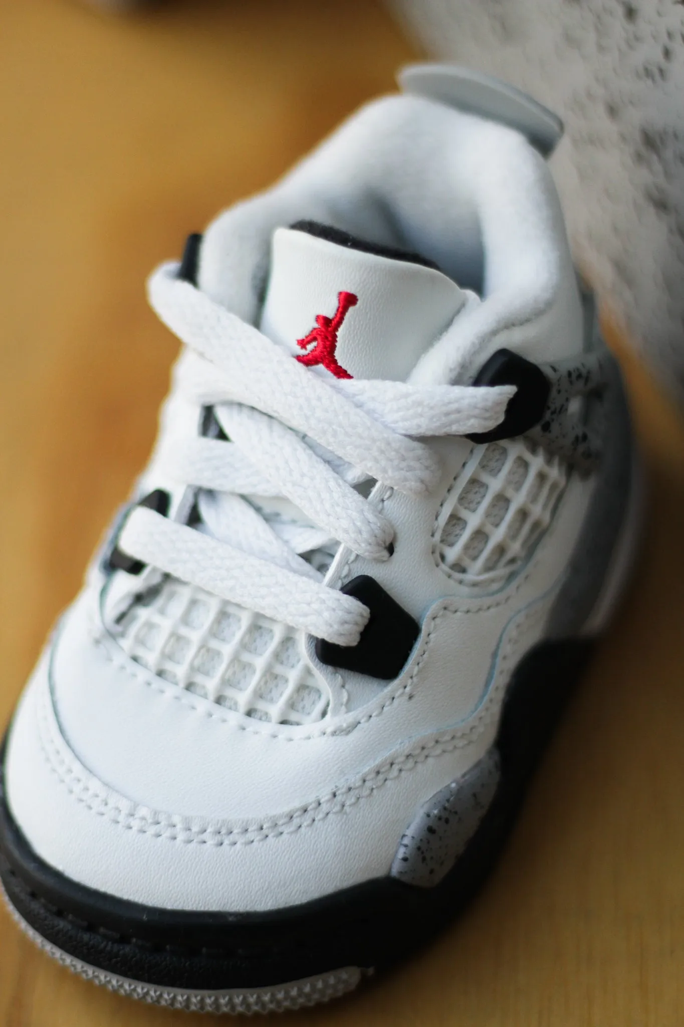 JORDAN 4 RETRO (TD) "SUMMIT WHITE/FIRE RED-CEMENT GREY-BLACK" Aldo Shoes Sneakers