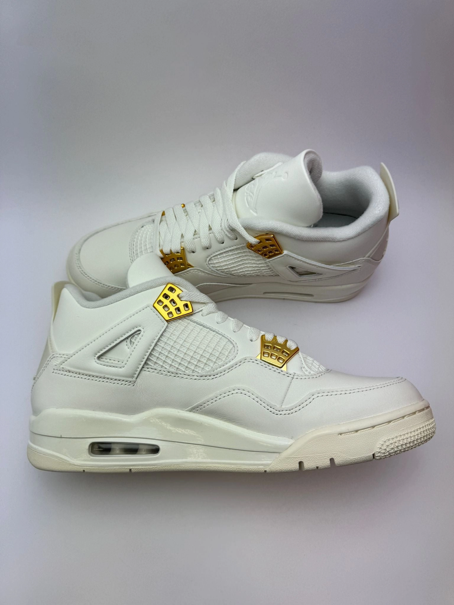 Jordan 4 Retro "Metallic Gold" A'ja Wilson Sneakers