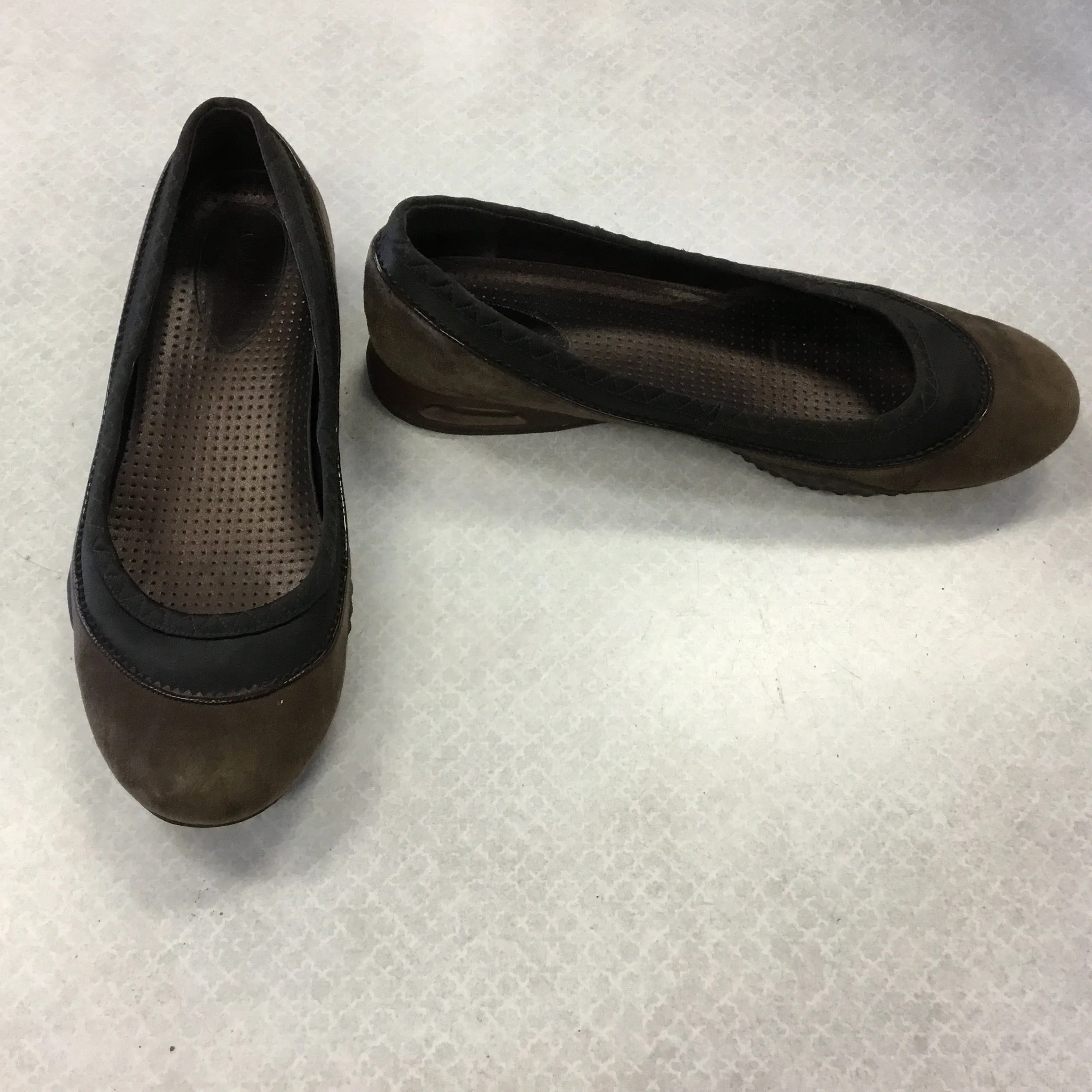 Shoes Flats By Cole-haan In Brown, Size: 8 Smelly Flat Shoes