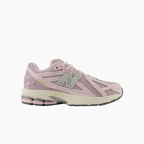 New Balance White Softball Cleats Kid's 1906 "Rose Sugar With Ice Wine" Grade School