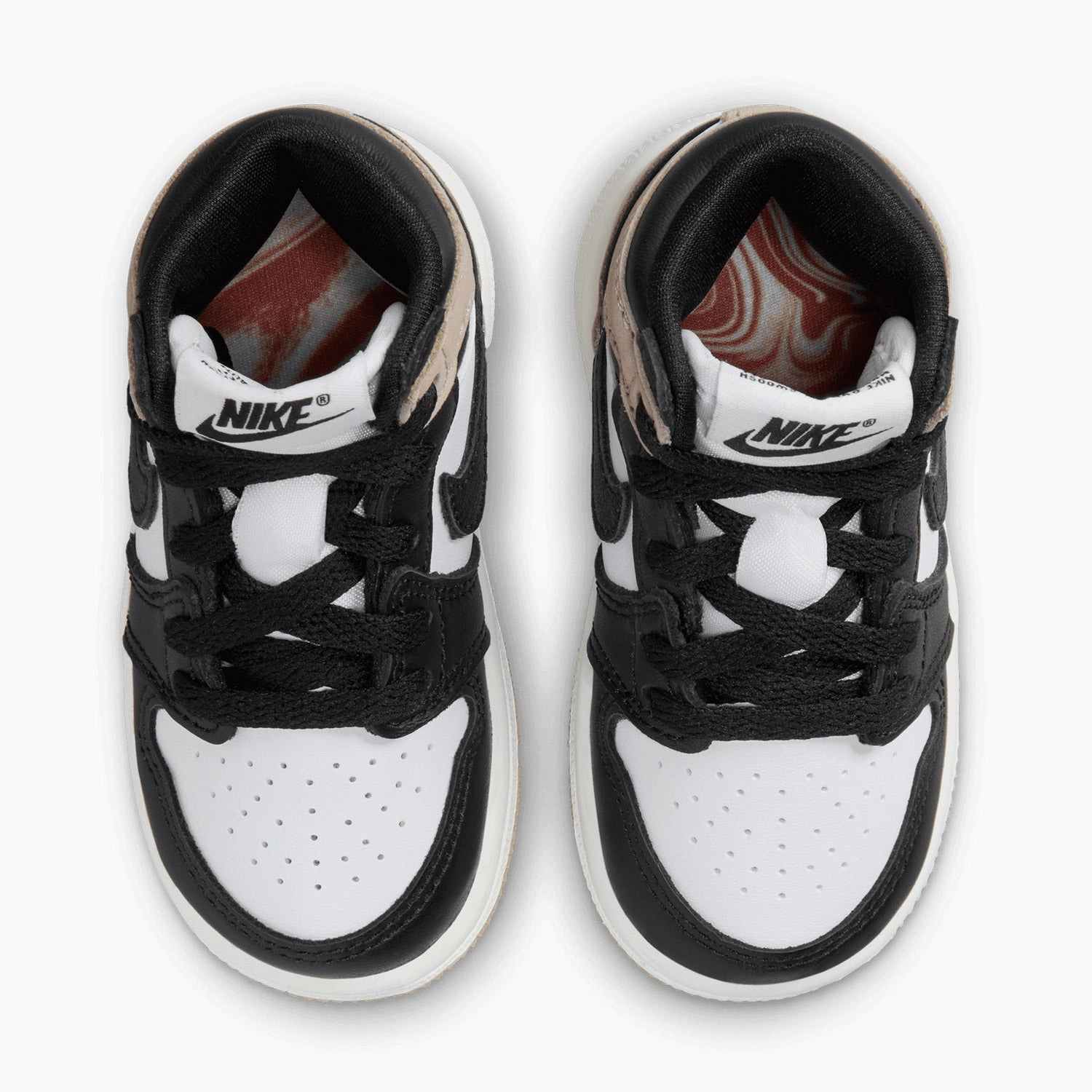 Kid's Air Jordan 1 Retro OG "Latte" Toddlers Man In Sneakers