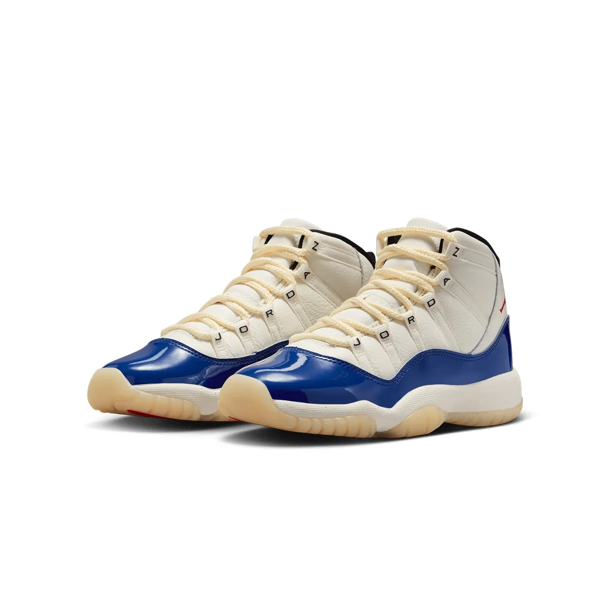 Sneakers Cool Kids Air Jordan 11 Retro 'Rare Air'