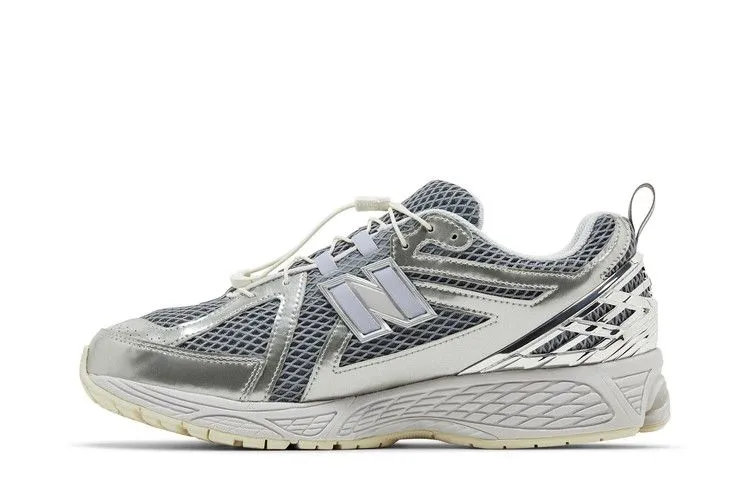 Trendy Women's New Balance 1906R The Basement Silver